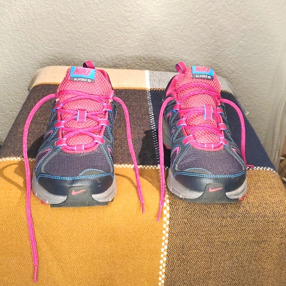 Nike Alvord 10 - Picture 2 of 7